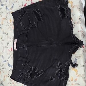 High Rise Curvy Shortie